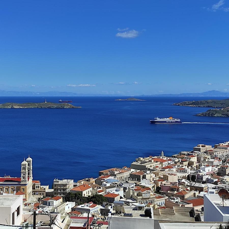 Top Suites Hébergement de vacances Ermoúpoli
